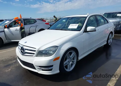 2013 Mercedes-Benz C 300 Sport 4Matic from USA, damaged, VIN WDDGF8AB2DR242582